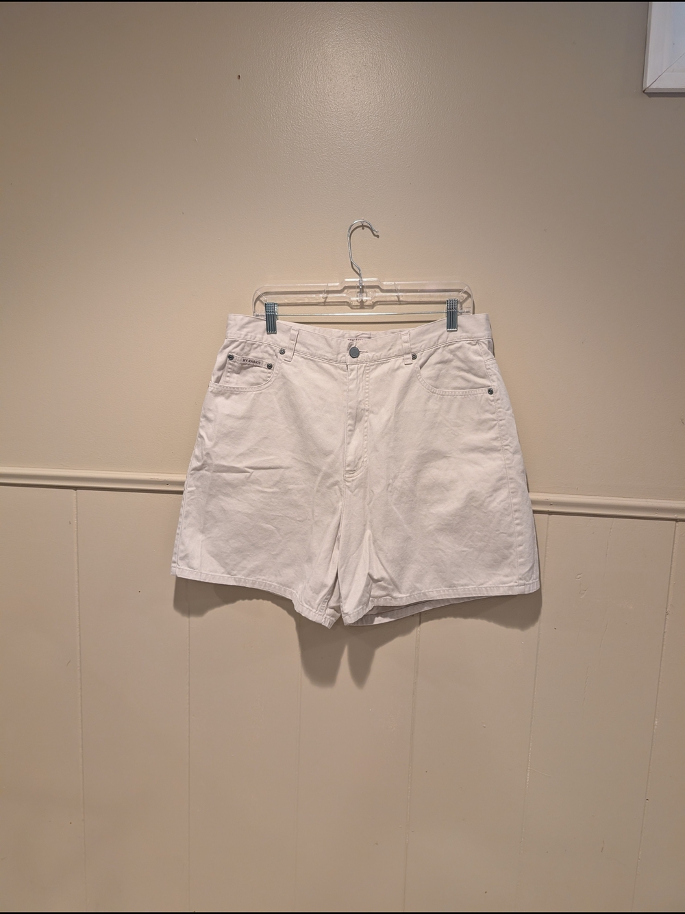 NY Khakis Tan Short